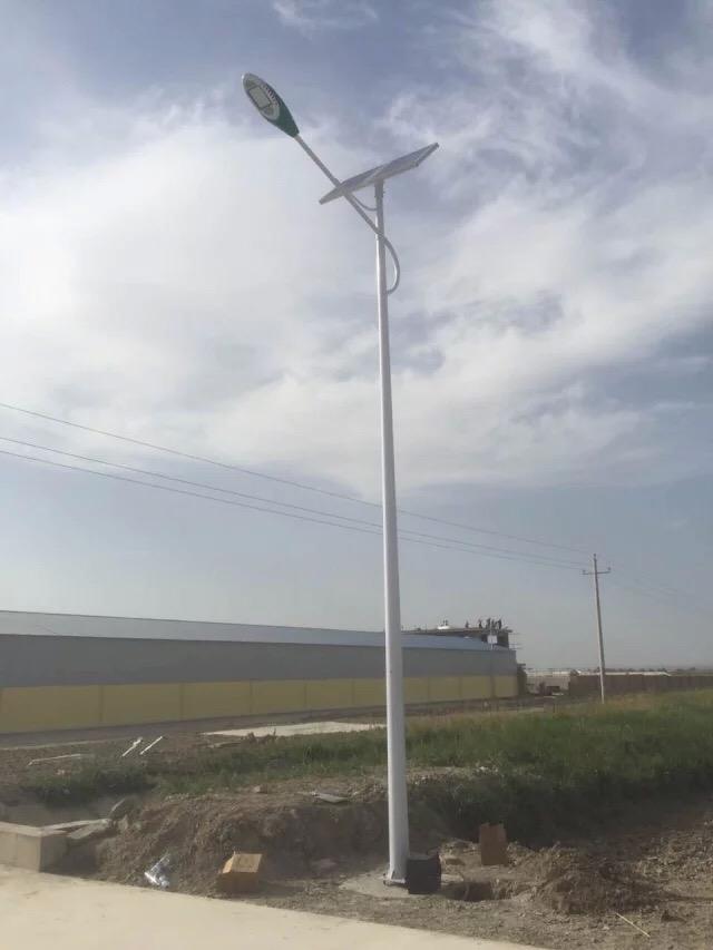 新疆喀什太阳能路灯工程案例